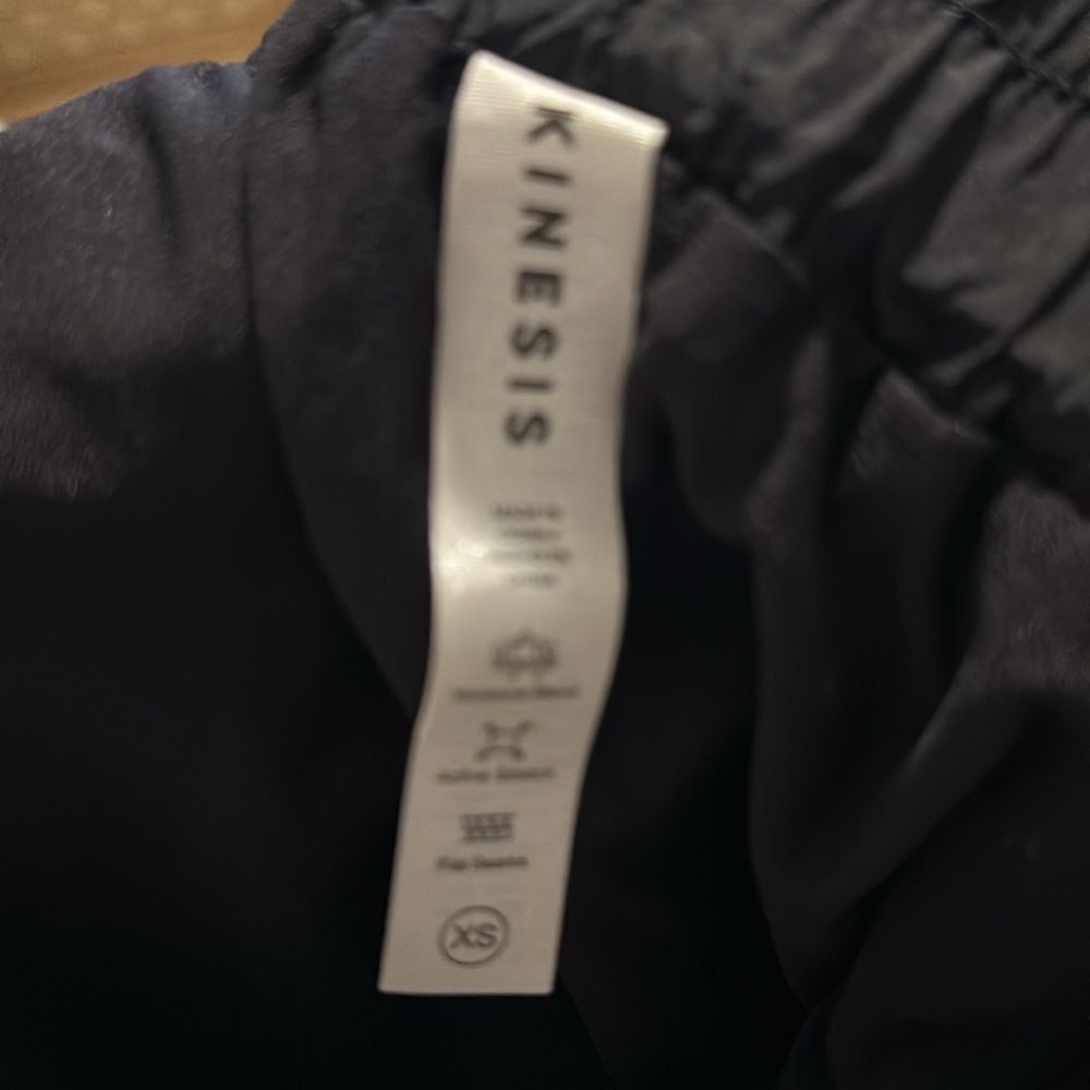 Shorts - Picture 5 of 6